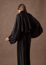 Load image into Gallery viewer, ‘CAROLINA’ ΣΑΤΕΝ ΤΖΑΚΕΤ (BLACK) MAMOUSH