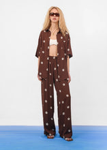 Load image into Gallery viewer, DAISY PANTS BROWN ARPYES
