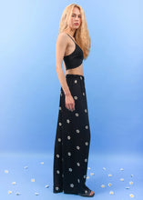 Load image into Gallery viewer, DAISY PANTS BLACK ARPYES
