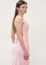 Load image into Gallery viewer, DRESS WITH OPEN BACK PINK BOOM
