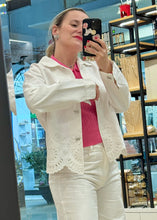 Load image into Gallery viewer, WHITE JACKET BOOM
