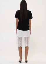 Load image into Gallery viewer, MINI BOW T-SHIRT BLACK BOOM

