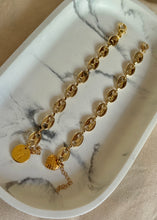 Load image into Gallery viewer, CHAIN BRACELET GOLD
