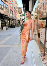 Load image into Gallery viewer, PRINTED TOP (Sunrise Camel) MILKWHITE
